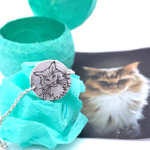 Laden Sie das Bild in den Galerie-Viewer, Armband mit Tierportrait