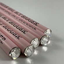 Laden Sie das Bild in den Galerie-Viewer, Glitzerbleistift mit Spruch