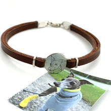 Laden Sie das Bild in den Galerie-Viewer, Lederarmband mit Tierportrait